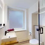 아파트 04 No8a Boardinghouse *